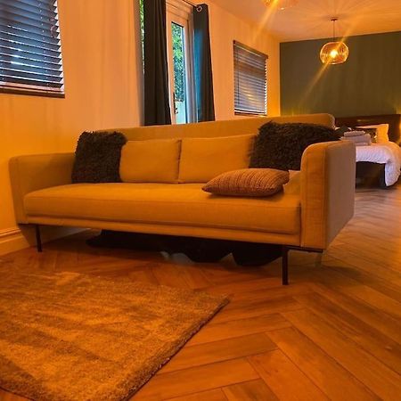 Cozy Cabin With Modern Comforts Wootton  Buitenkant foto