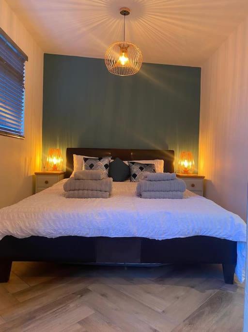 Cozy Cabin With Modern Comforts Wootton  Buitenkant foto